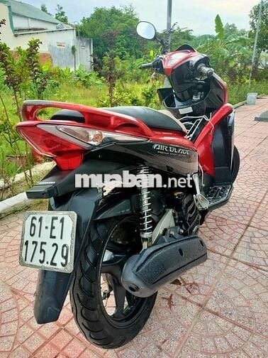 Bán xe air blade còn mới nguyên