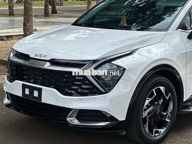 Kia Sportage 2022 2.0G Premium - 28000 km
