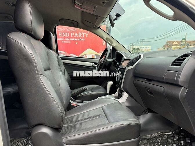 Isuzu Mu-X 2016 3.0AT,máy dầu,1 cầu, màu trắng