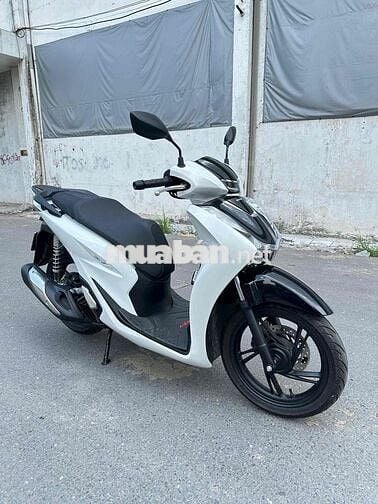 HONDA SHI 125 CBS