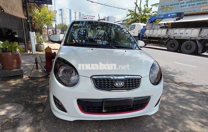 1 21 2012 1.0 MT Sport - 160000 km