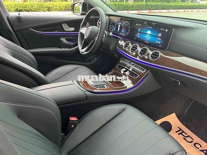 Mercedes E200 Exclusive Model 2025 Siu Lướt 700 km