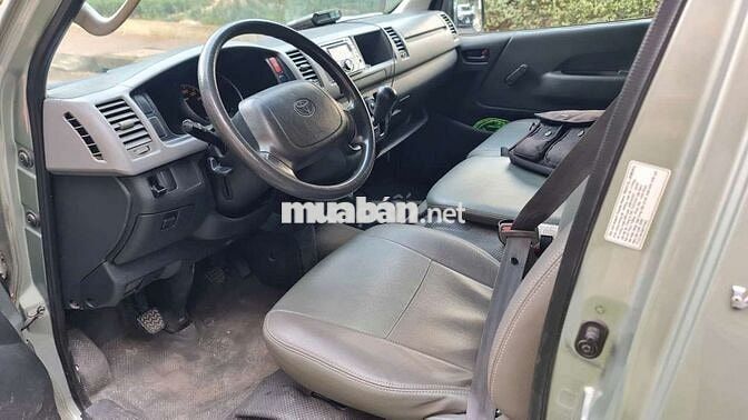 Toyota hiace van 3N/940 kg