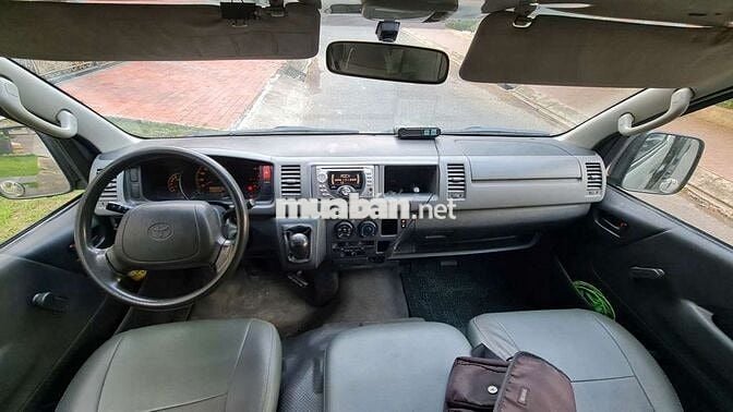 Toyota hiace van 3N/940 kg