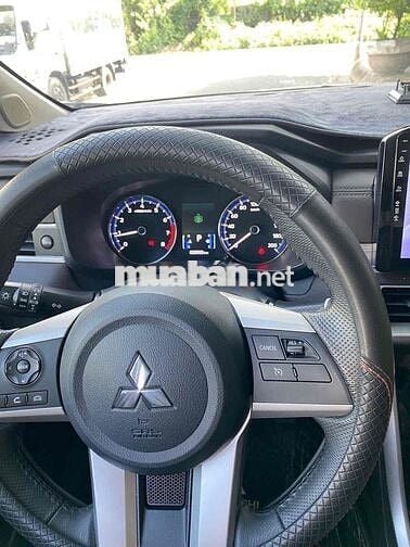 Mitsubishi Xpander 2022 AT Premium - 21000 km