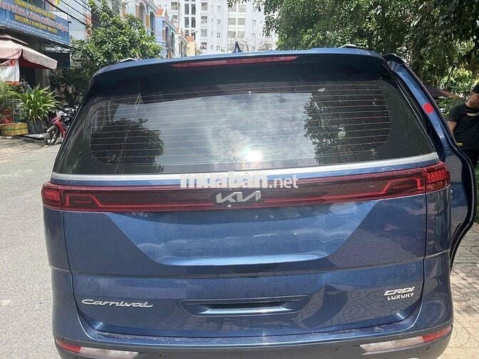 Kia Carnival 2021 2.2D Signature - 77000 km