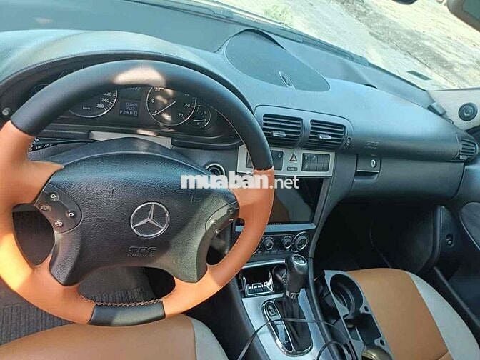 Mercedes Benz C Class 2004 C180K Classic  - 157000