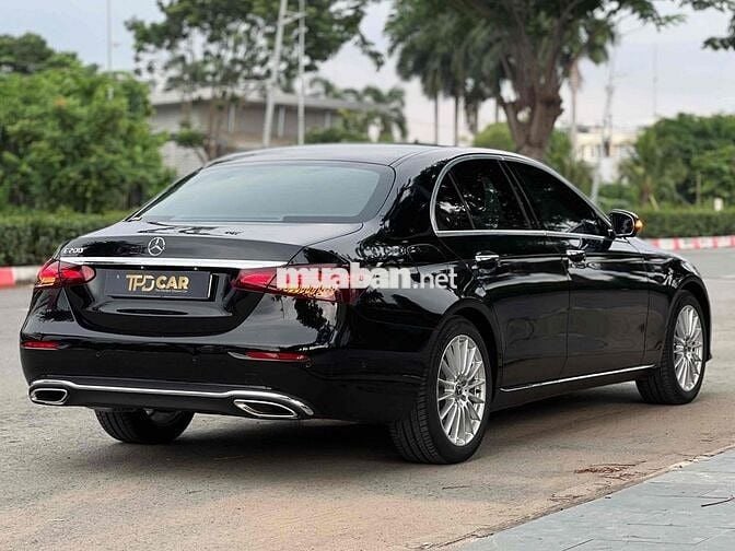 Mercedes E200 Exclusive Model 2025 Siu Lướt 700 km