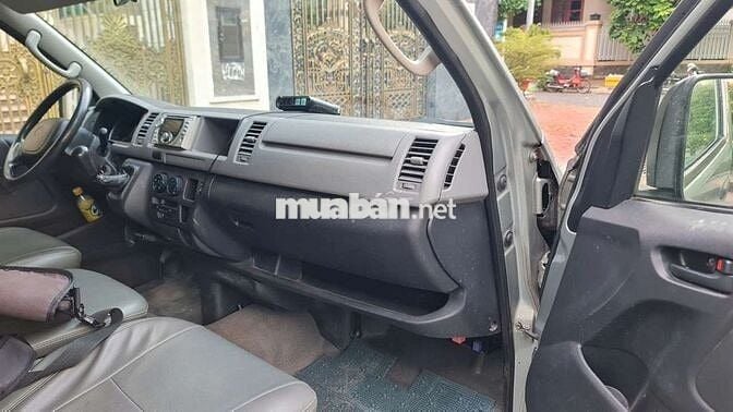 Toyota hiace van 3N/940 kg