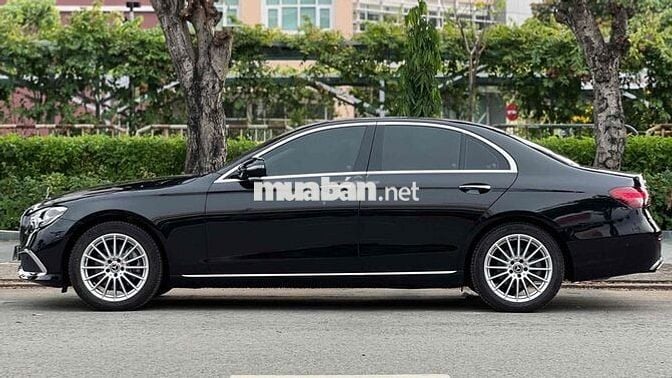 Mercedes E200 Exclusive Model 2025 Siu Lướt 700 km
