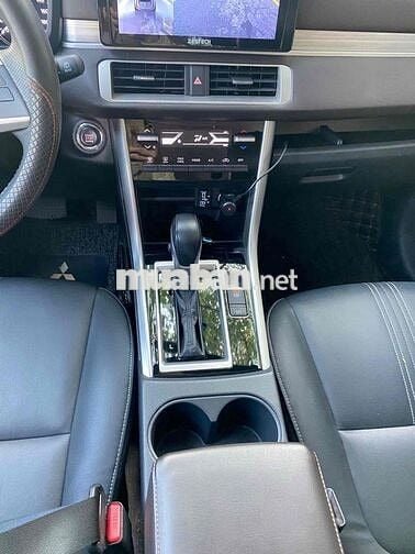 Mitsubishi Xpander 2022 AT Premium - 21000 km