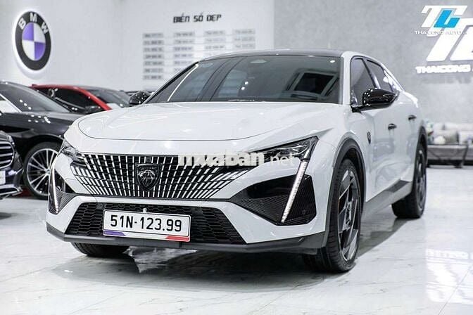 Peugeot 408 GT 2023 - 15000 km