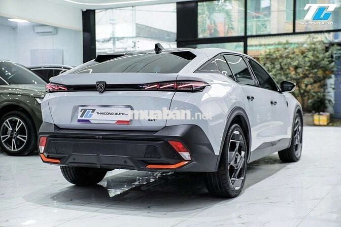 Peugeot 408 GT 2023 - 15000 km