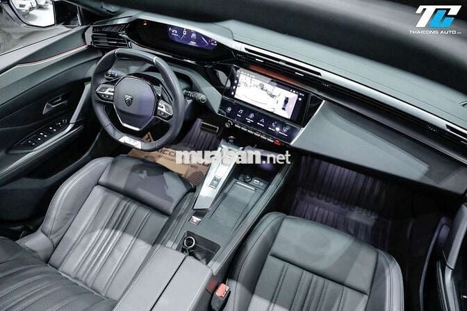 Peugeot 408 GT 2023 - 15000 km