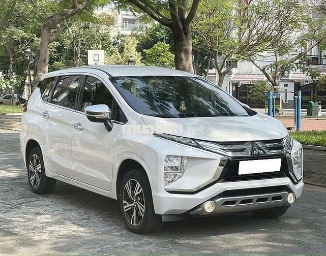 Mitsubishi Xpander 2021, số tự động màu trắng