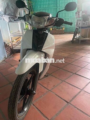 cần bán xe siỉuc bánh mâm trắng đen