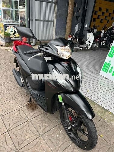 Visison đời 2022 bản thể thao đen nhám.