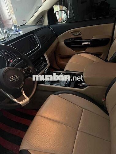 Kia Sedona 2016 Luxury D - 80000 km - full option