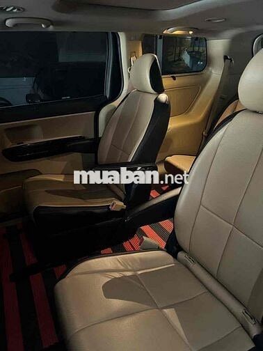 Kia Sedona 2016 Luxury D - 80000 km - full option