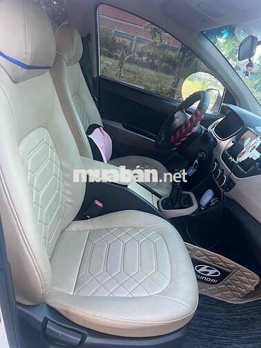 Hyundai Grand i10 2017 Sedan 1.2 MT - 120000 km