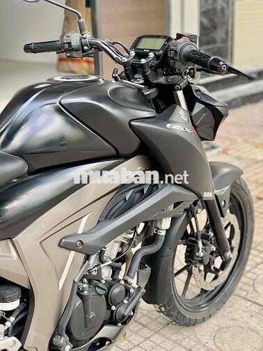 Suzuki GSX-S150 2017 chính chủ, máy zin êm có góp