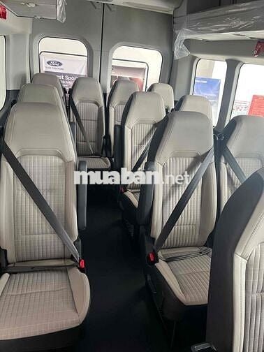 Ford Transit 2025 Premium giá tốt