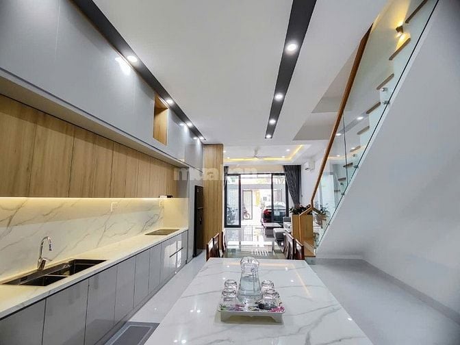 BÁN NHÀ PHỐ – 70M² – TRUNG TÂM TP. TÂN AN LONG AN - 2 TỶ 4 - SHR  