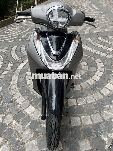 Honda SH Mode 125 bản Sport đăng ký cuối năm 2021
