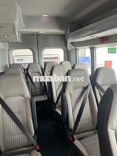 Ford Transit 2025 Premium giá tốt