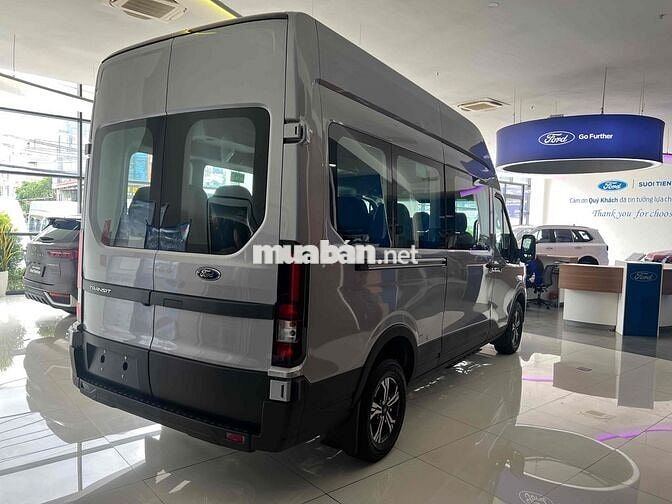 Ford Transit 2025 Premium giá tốt