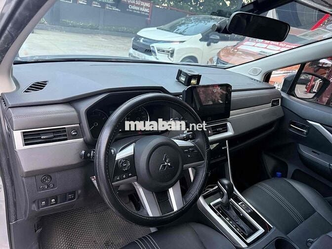Mitsubishi Xpander 2024 Premium 1.5 AT - 29750 km