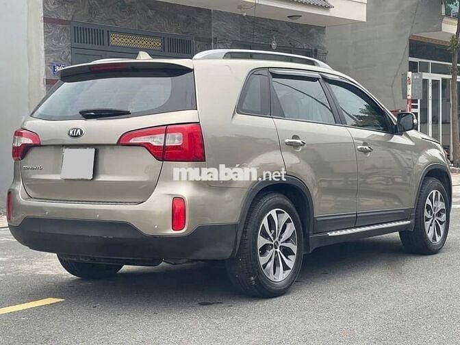 Kia Sorento 2018 số tự động máy xăng 4x2