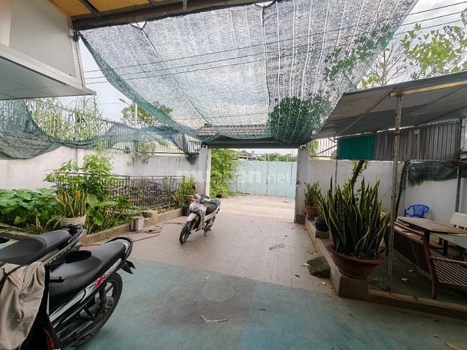Cho thuê kho xưởng*800m2 Võ Văn Hát, P. Long Trường, Q.9
