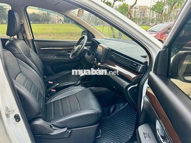Suzuki Ertiga 1.5AT Sport 2021 màu trắng