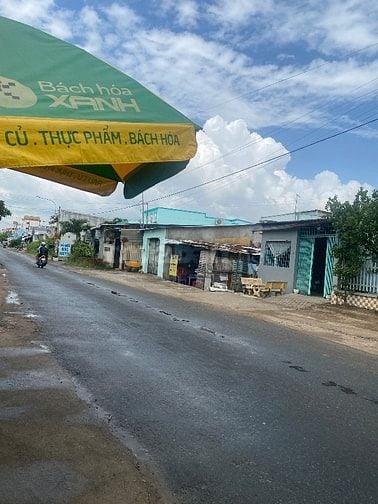Cần bán gấp mặt tiền 826c Phước Vĩnh Tây cần giuộc Long an
