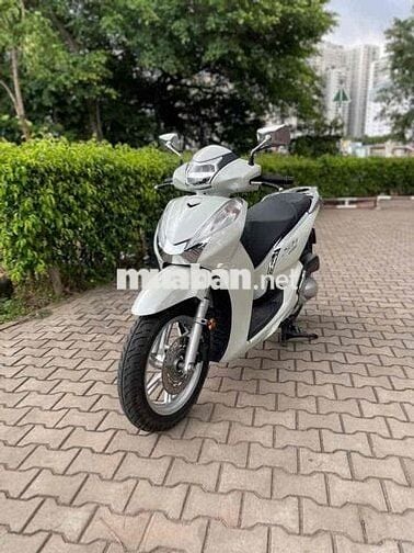 Cầm đồ thanh lý SH Ý 300i 2017 ABS BSTP Chính Chủ