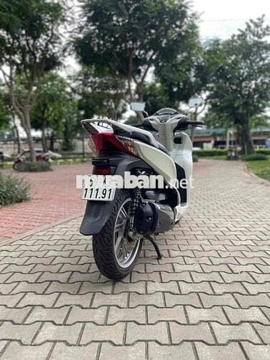 Cầm đồ thanh lý SH Ý 300i 2017 ABS BSTP Chính Chủ