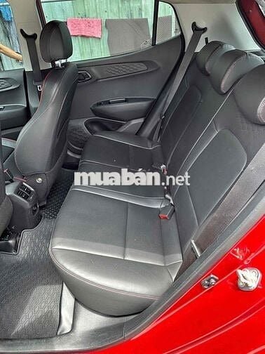Hyundai Grand i10 2023 1.2 AT - 23000 km