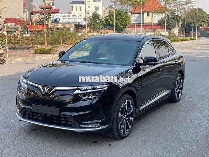 VinFast VF8 Plus 2023  - 53884 km