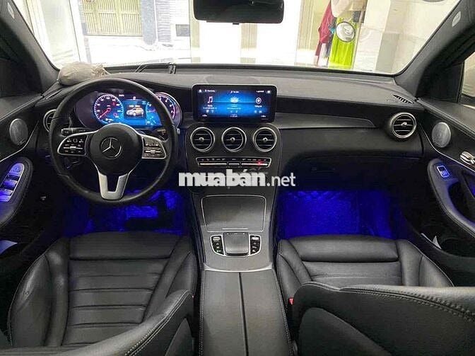 Mercedes Benz GLC 2022 300 4MATIC - Bank 90%