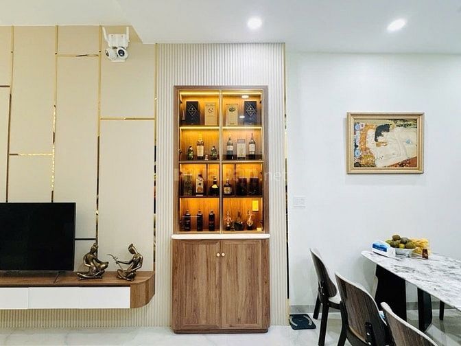 Mặt tiền Huyền Quang full nội thất cao cấp 60m nhỉnh 18 tỷ Tl 