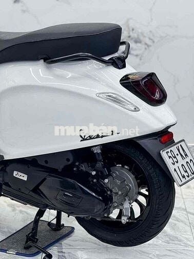 vespa 2021 bstp 9chủ nguyên zin nợ xấu trả 50% ạ