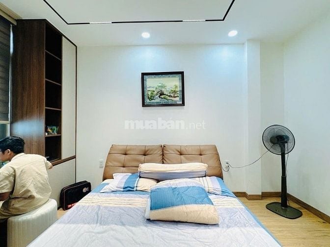 Mặt tiền Huyền Quang full nội thất cao cấp 60m nhỉnh 18 tỷ Tl 