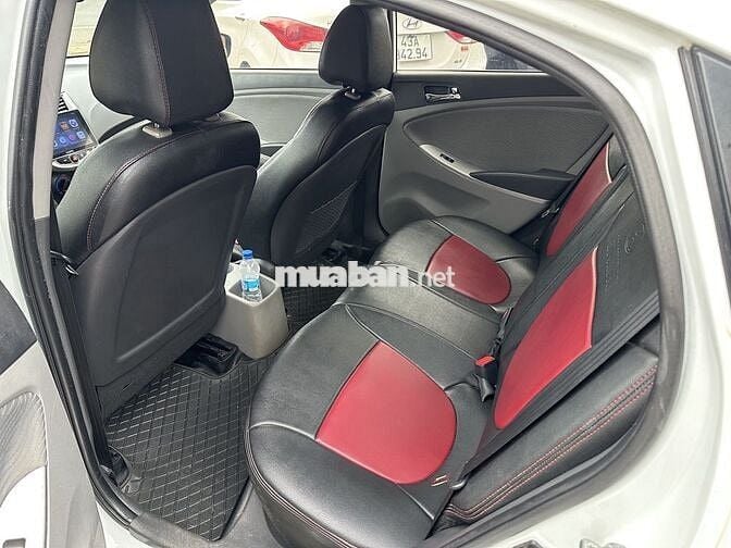 Hyundai Accent 2014 1.4 MT - 110000 km
