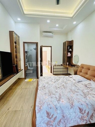 Mặt tiền Huyền Quang full nội thất cao cấp 60m nhỉnh 18 tỷ Tl 