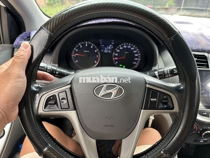 Hyundai Accent 2014 1.4 MT - 110000 km