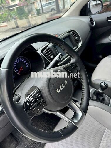 Kia Soluto 1.4 MT Deluxe 2022