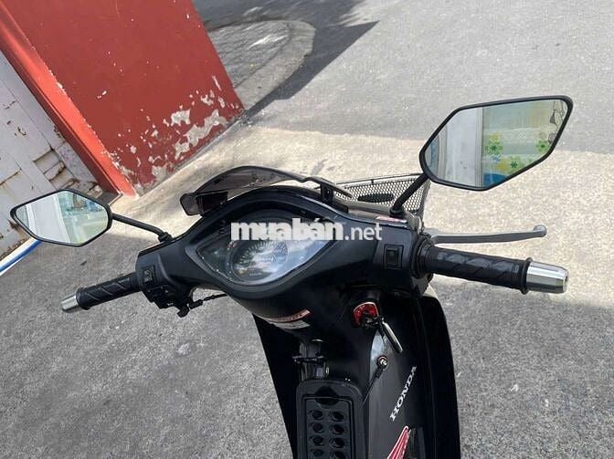 Honda wave VIP, có giao lưu đổ xe bù trừ
