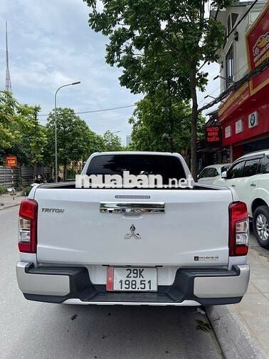 Mitsubishi Triton 4x2 AT 2023
