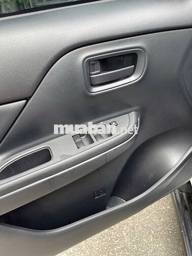 Mitsubishi Triton 4x2 AT 2023